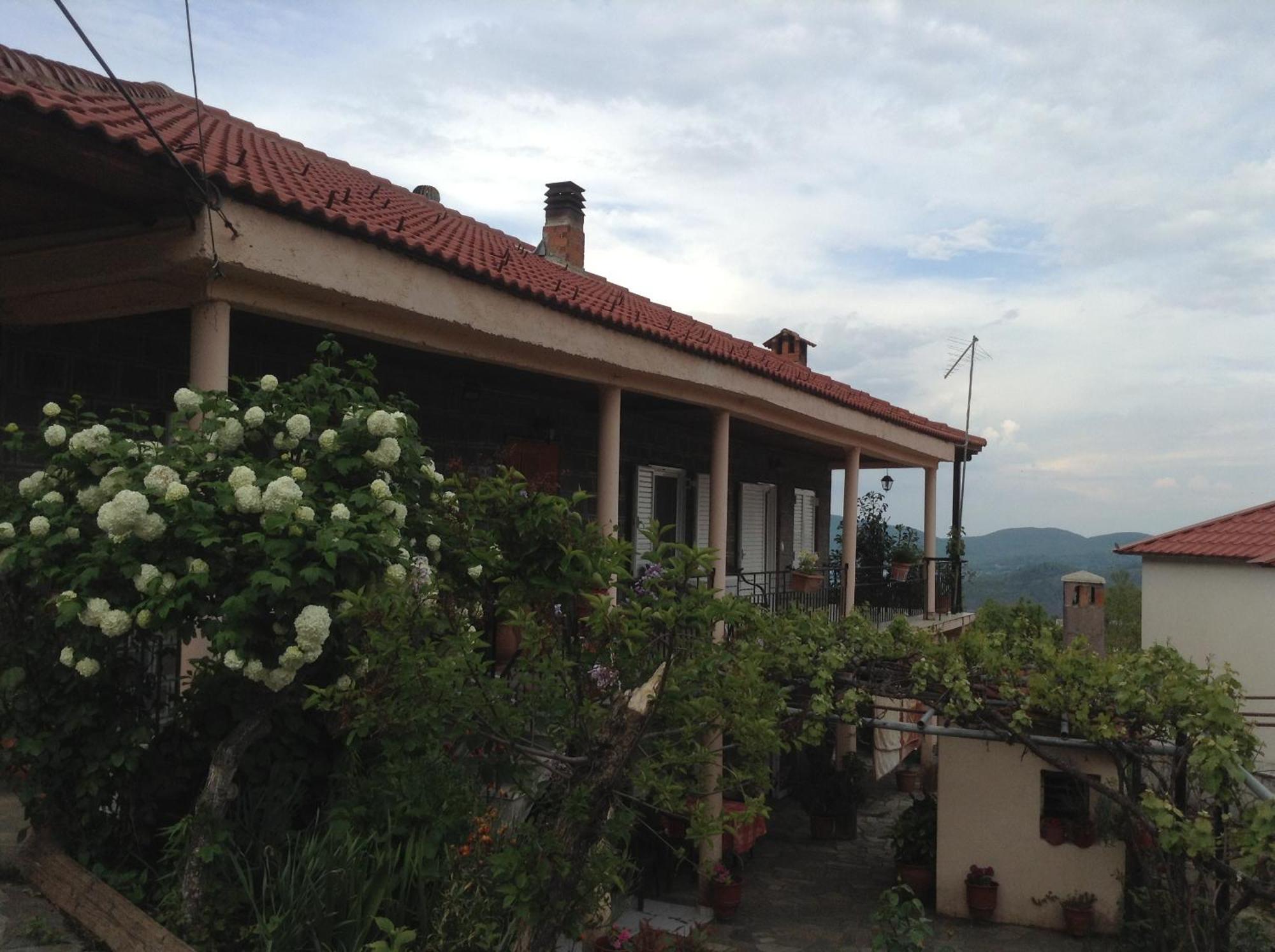 Guesthouse Lamprini Neochórion Ngoại thất bức ảnh