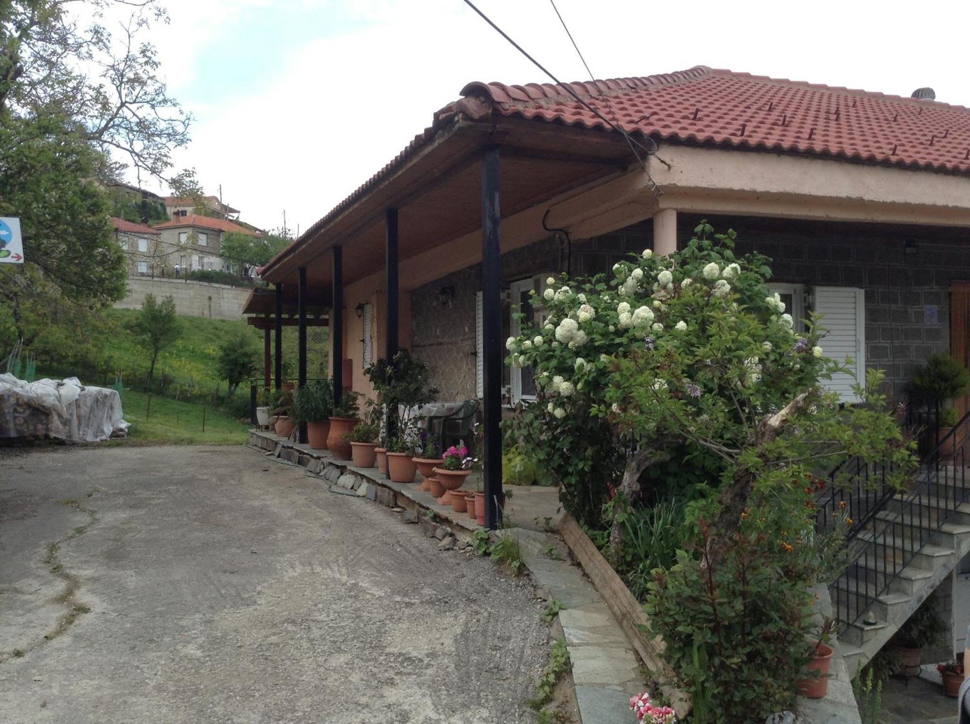 Guesthouse Lamprini Neochórion Ngoại thất bức ảnh